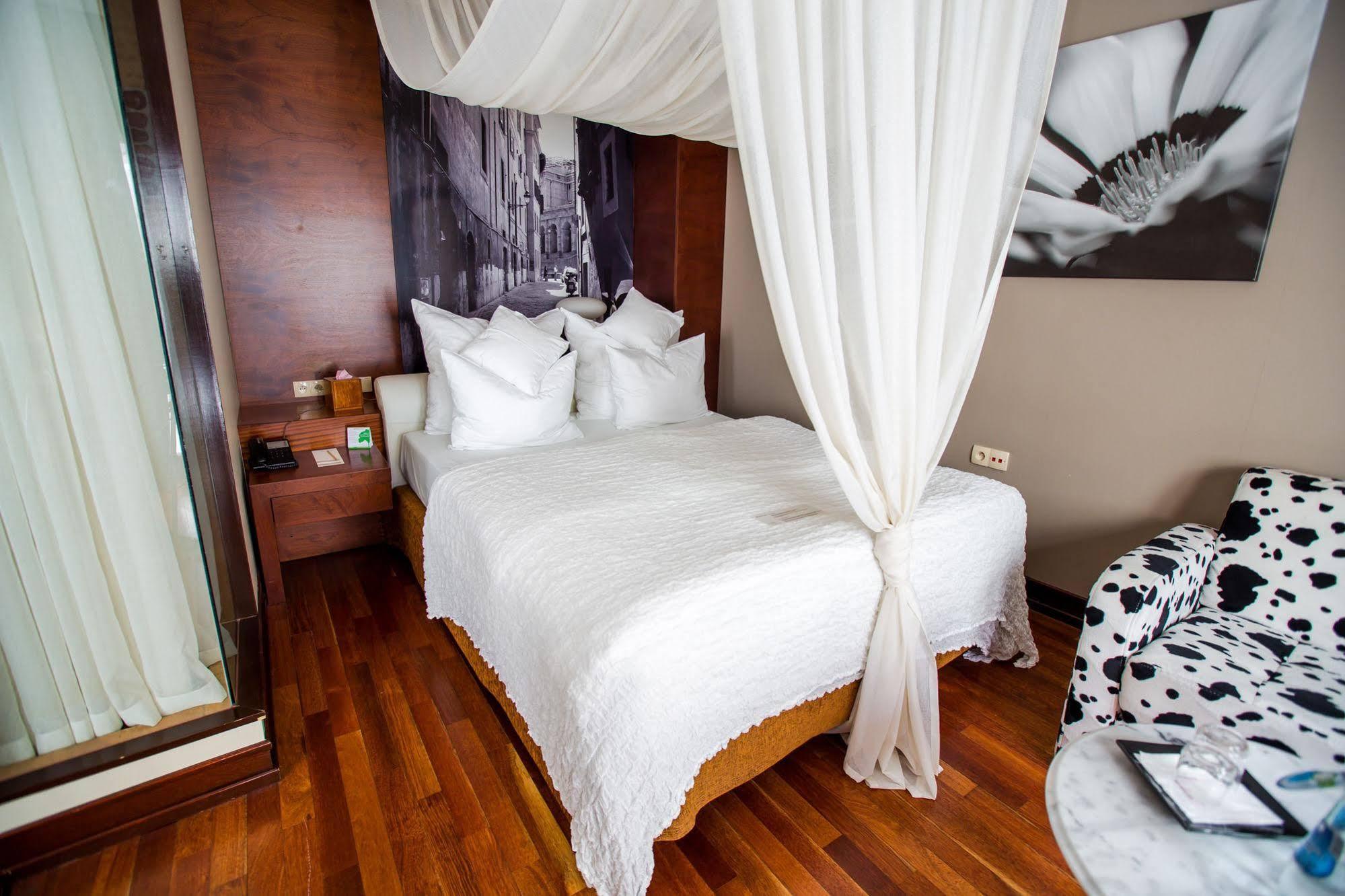 Grand Hotel Boutique Rzeszów Kültér fotó