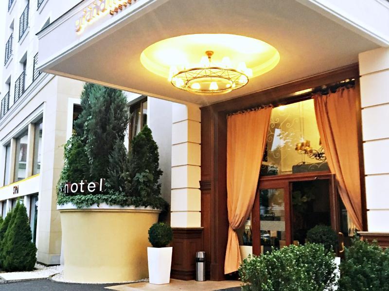 Grand Hotel Boutique Rzeszów Kültér fotó